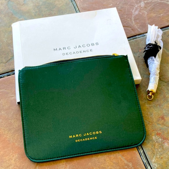 Marc Jacobs Bags Marc Jacobs Cosmetics Bag New Poshmark